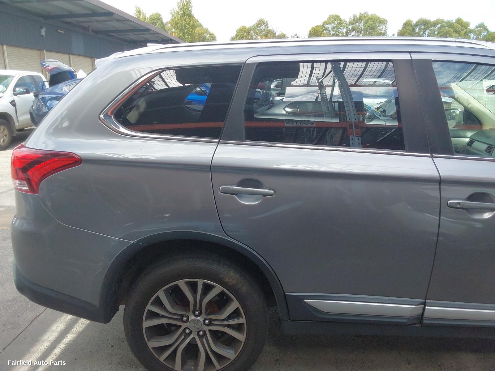 2017 Mitsubishi Outlander Sunvisor