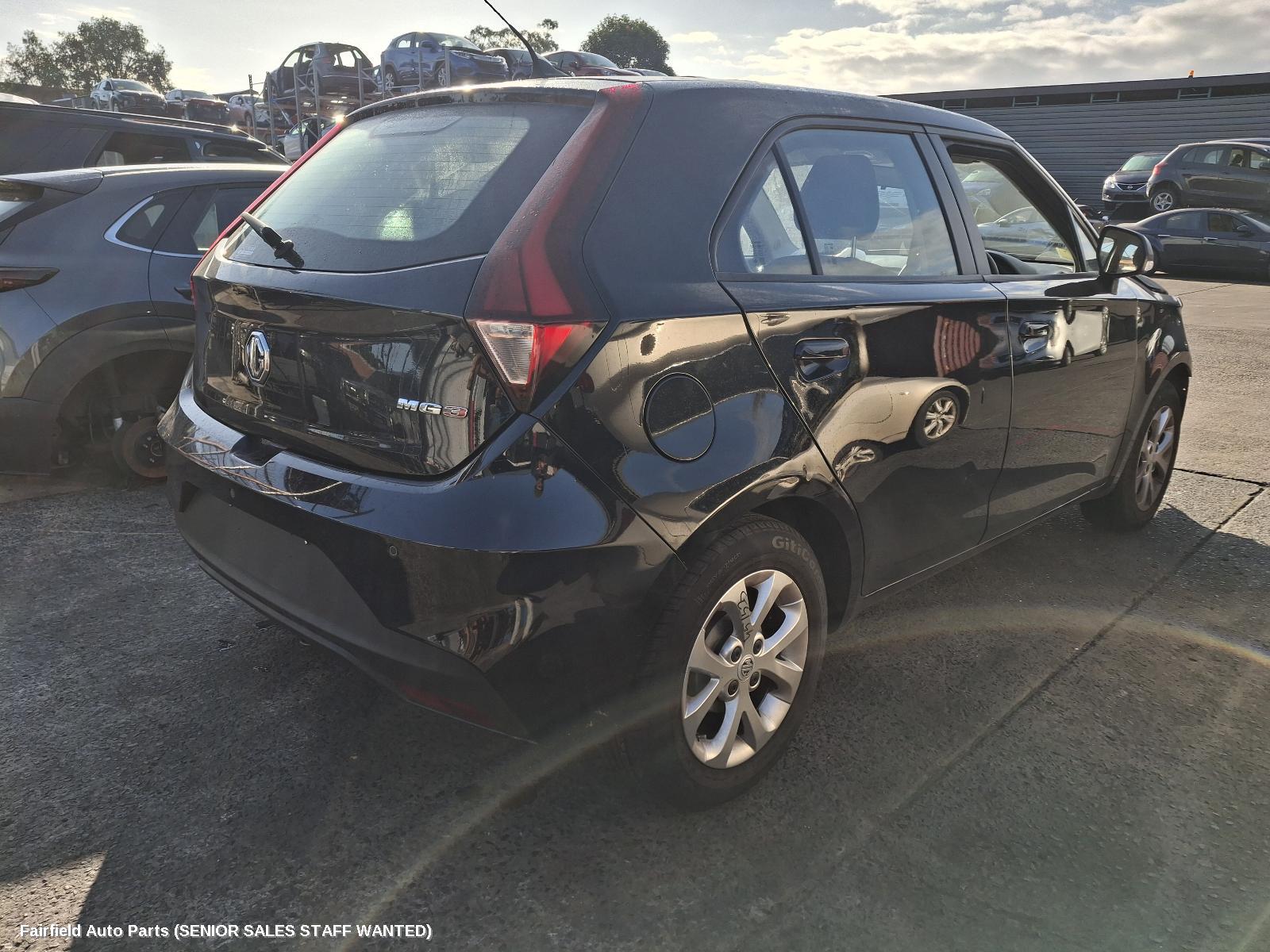 2022 Mg Mg3 Left Taillight