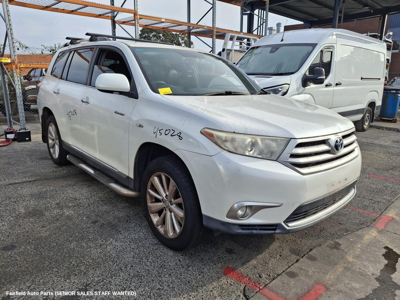 2010 Toyota Kluger Starter