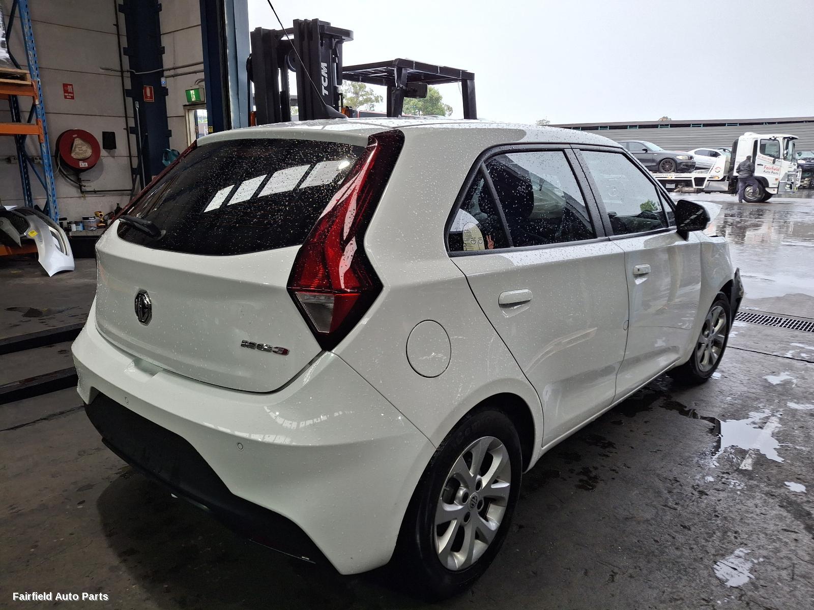 2022 Mg Mg3 Right Taillight