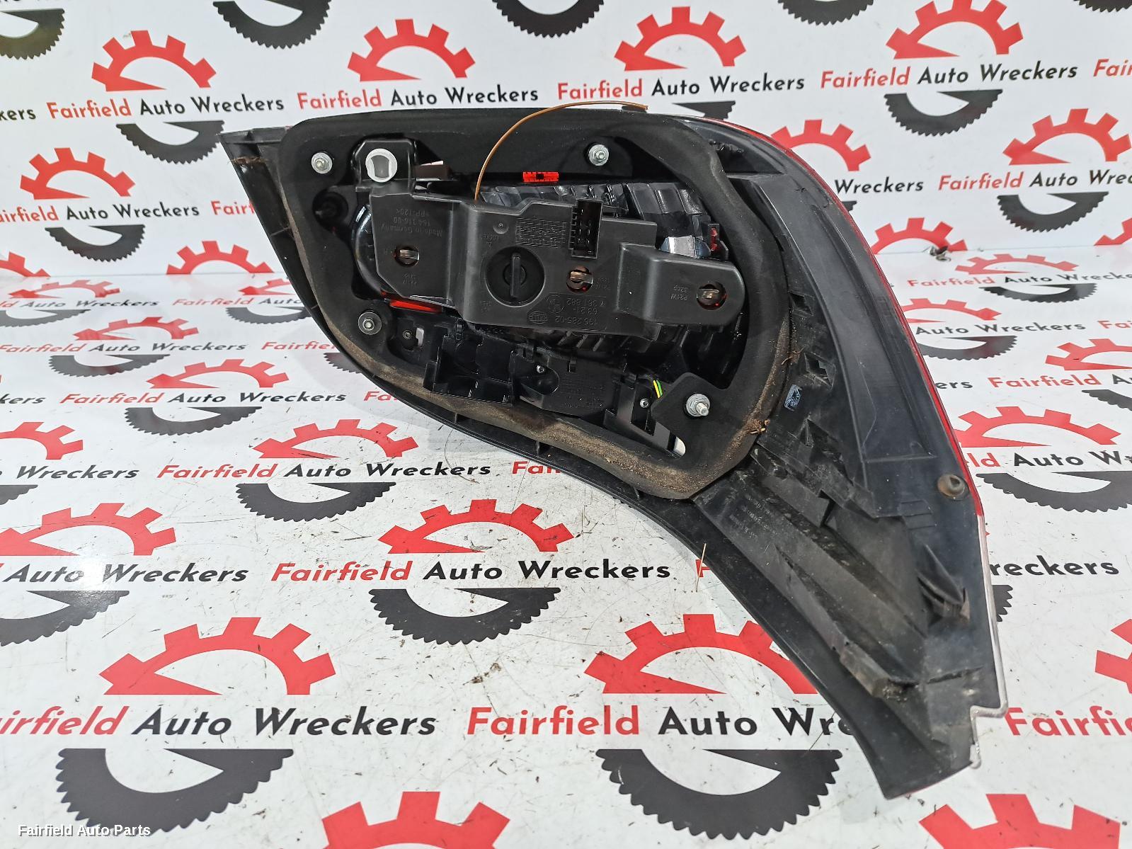 2007-2010 Bmw 5 Series Right Taillight