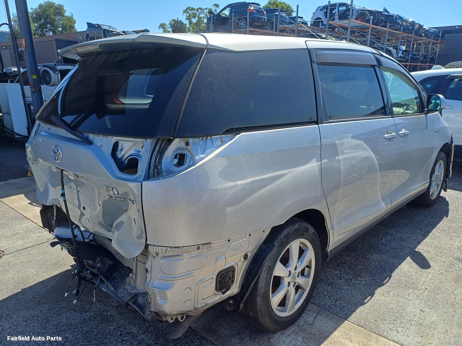 2017 Toyota Estima Right Guard