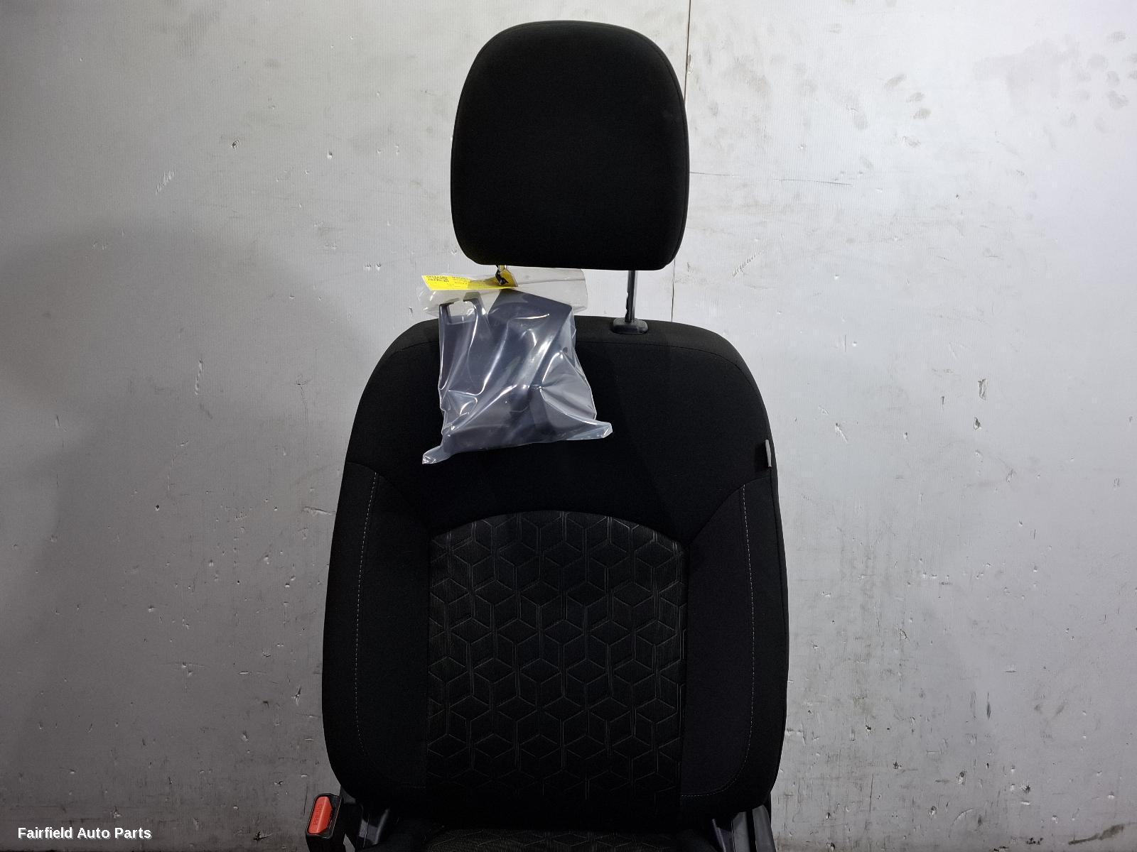 2019-2024 Mitsubishi Asx Front Seat