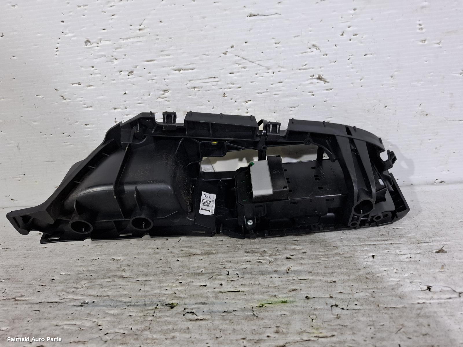 2011-2014 Honda Jazz Pwr Dr Wind Switch