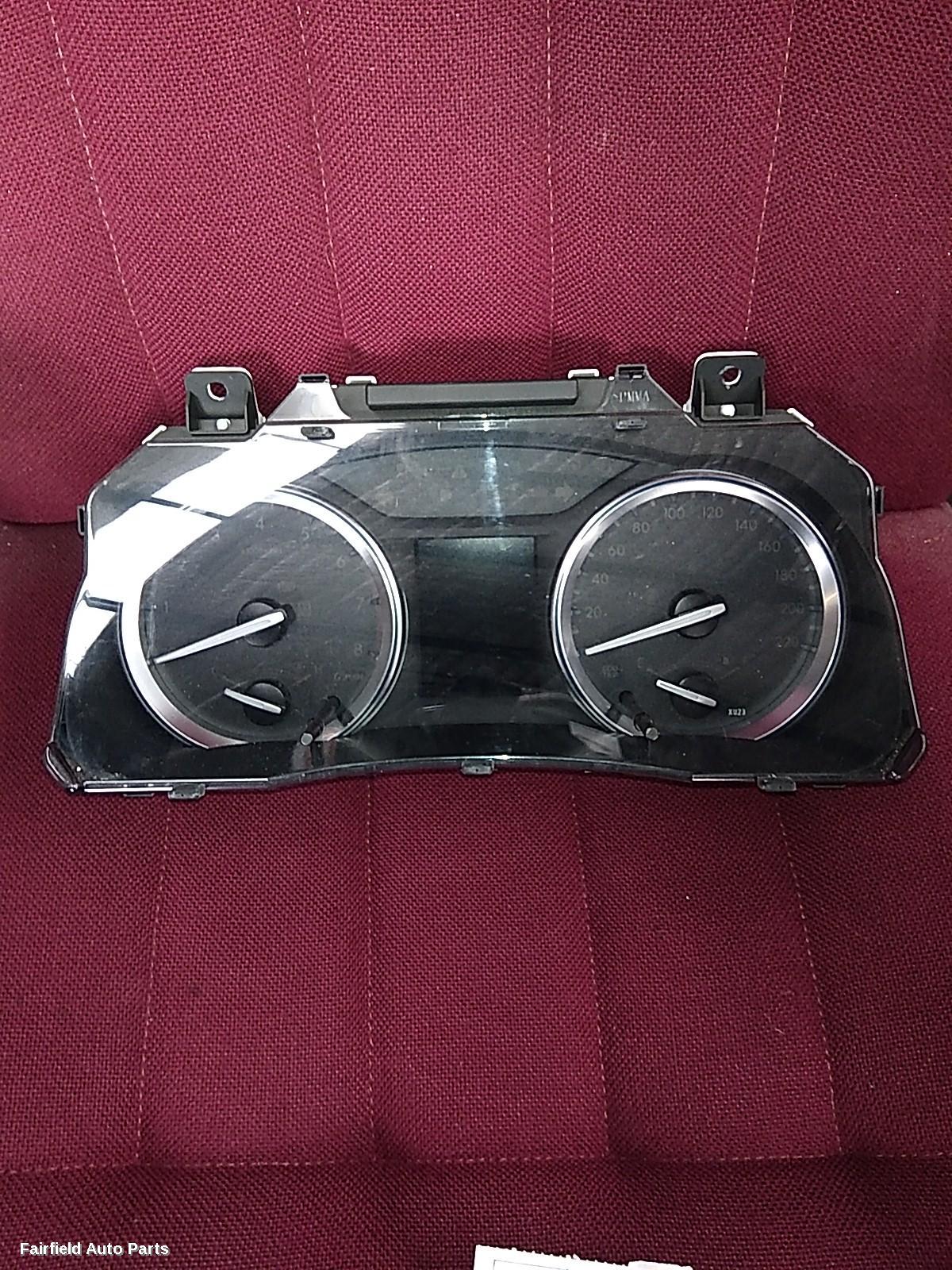 2014-2016 Toyota Kluger Instrument Cluster