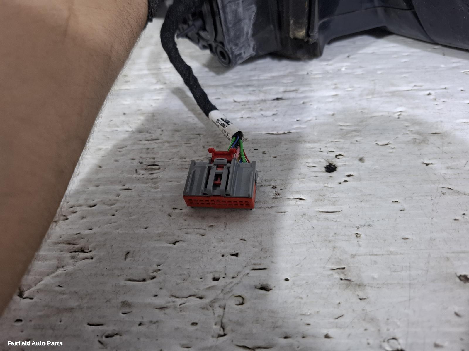 2015-2019 Land Rover Rangerover Evoque Right Door Mirror