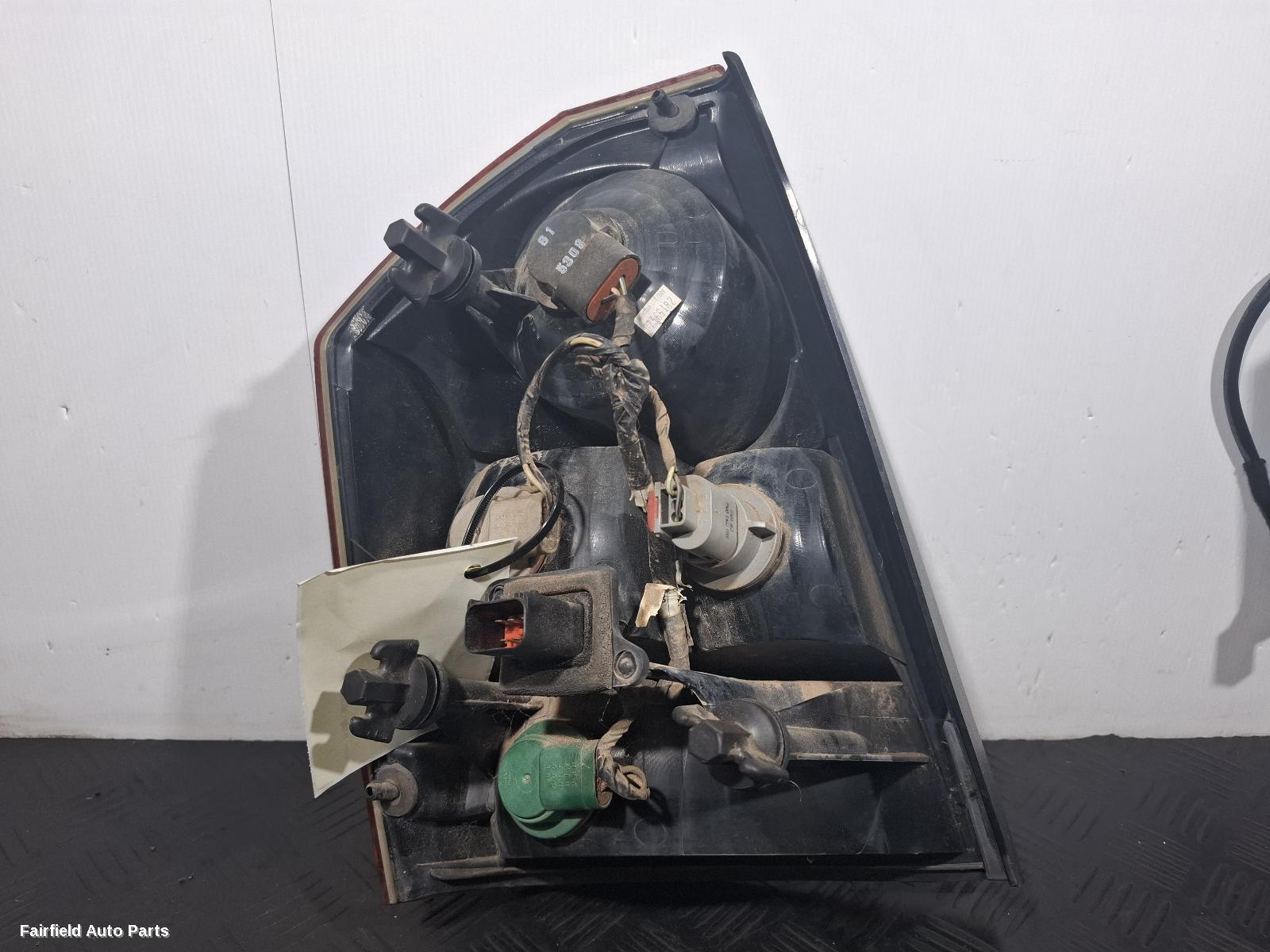 2008 Chrysler 300c Right Taillight