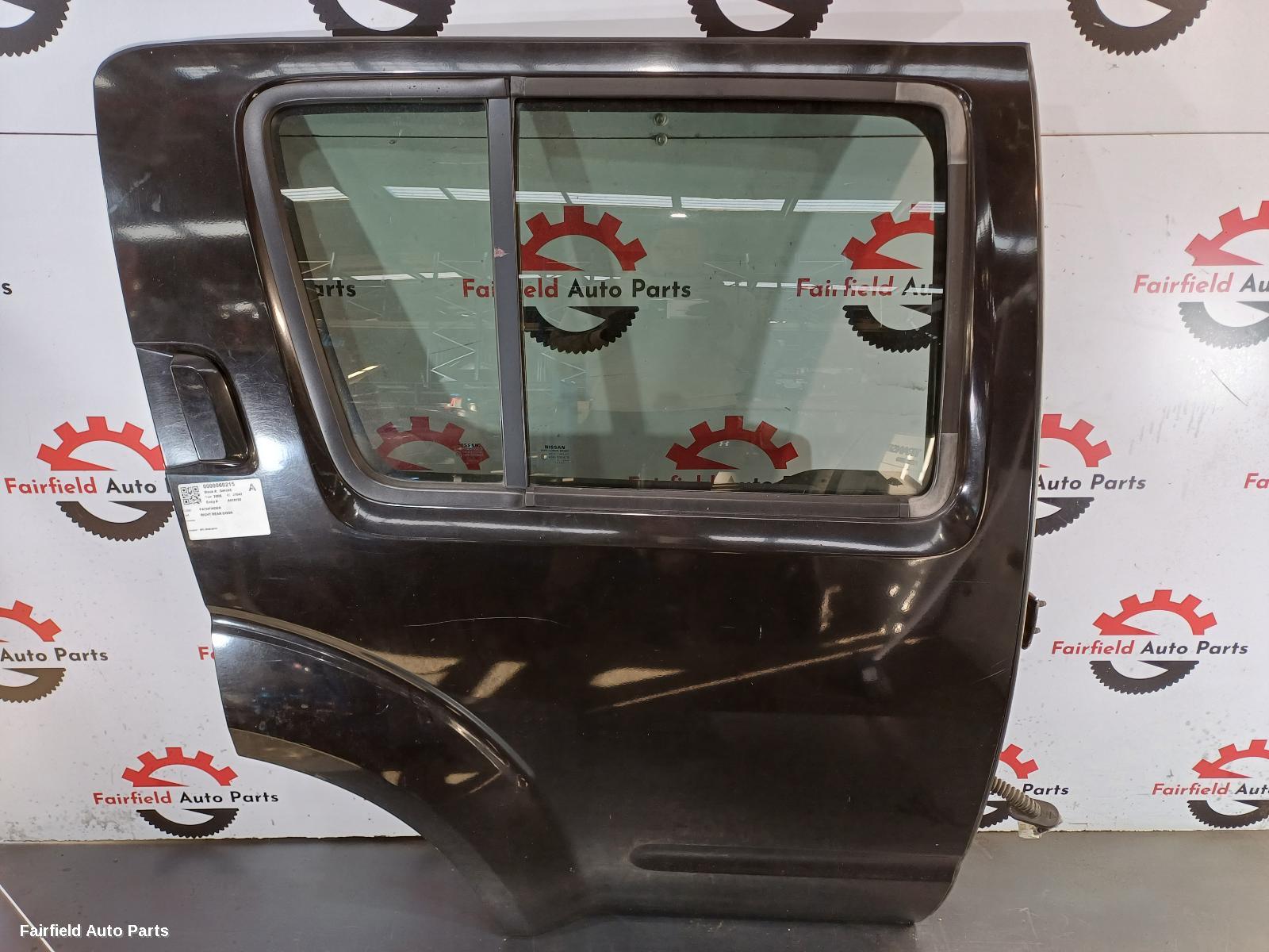 2005-2013 Nissan Pathfinder Right Rear Door Sliding