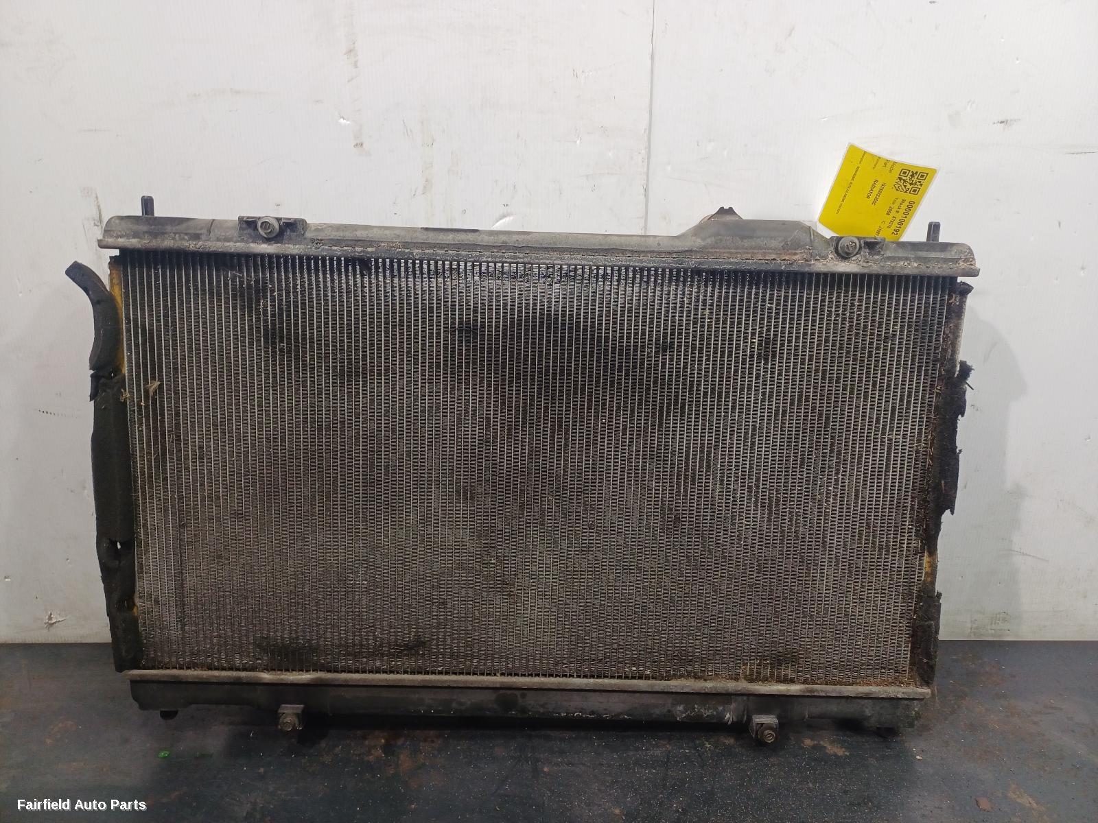 2005-2014 Lexus Is250/is250c Radiator