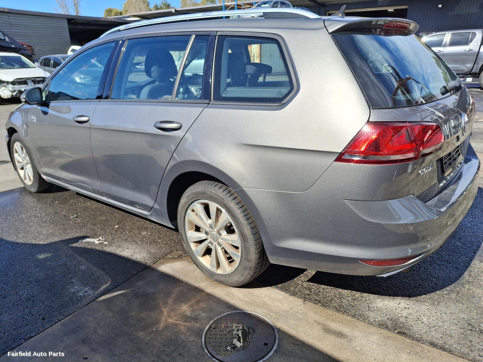 2016 Volkswagen Golf Left Taillight