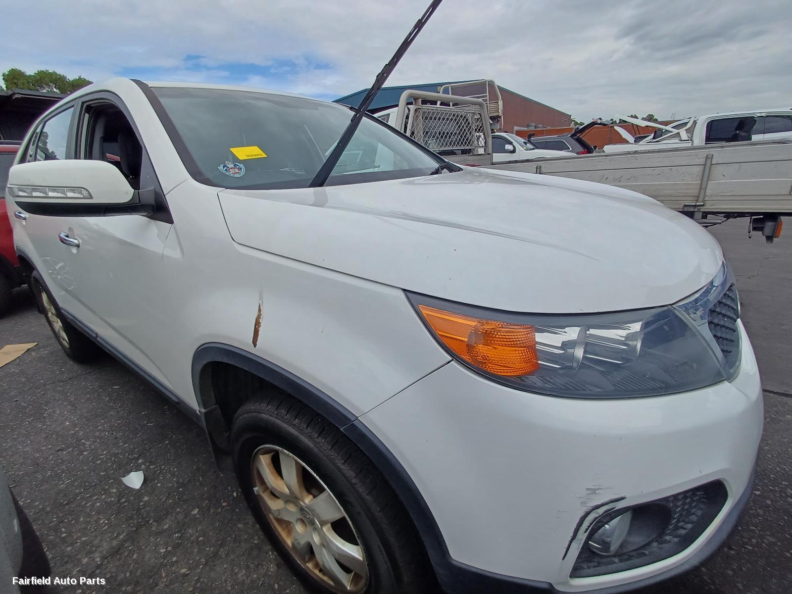 2009-2012 Kia Sorento Overflow Bottle