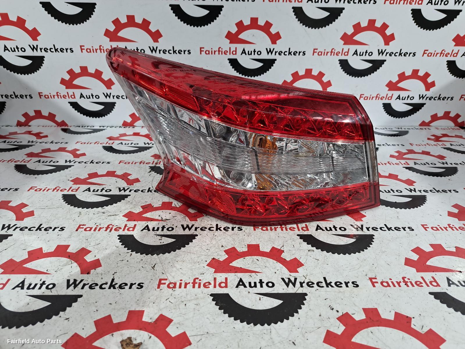 2012-2017 Nissan Pulsar Left Taillight