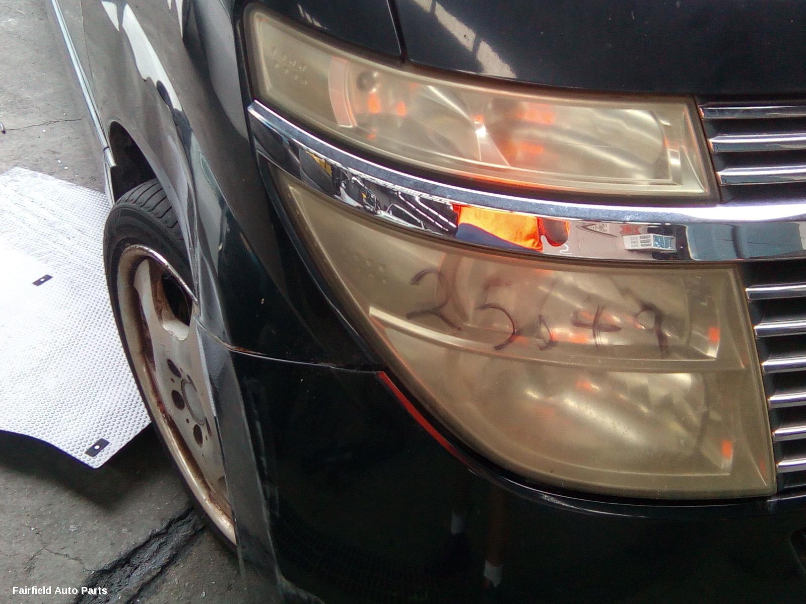 2002-2004 Nissan Elgrand Right Headlamp