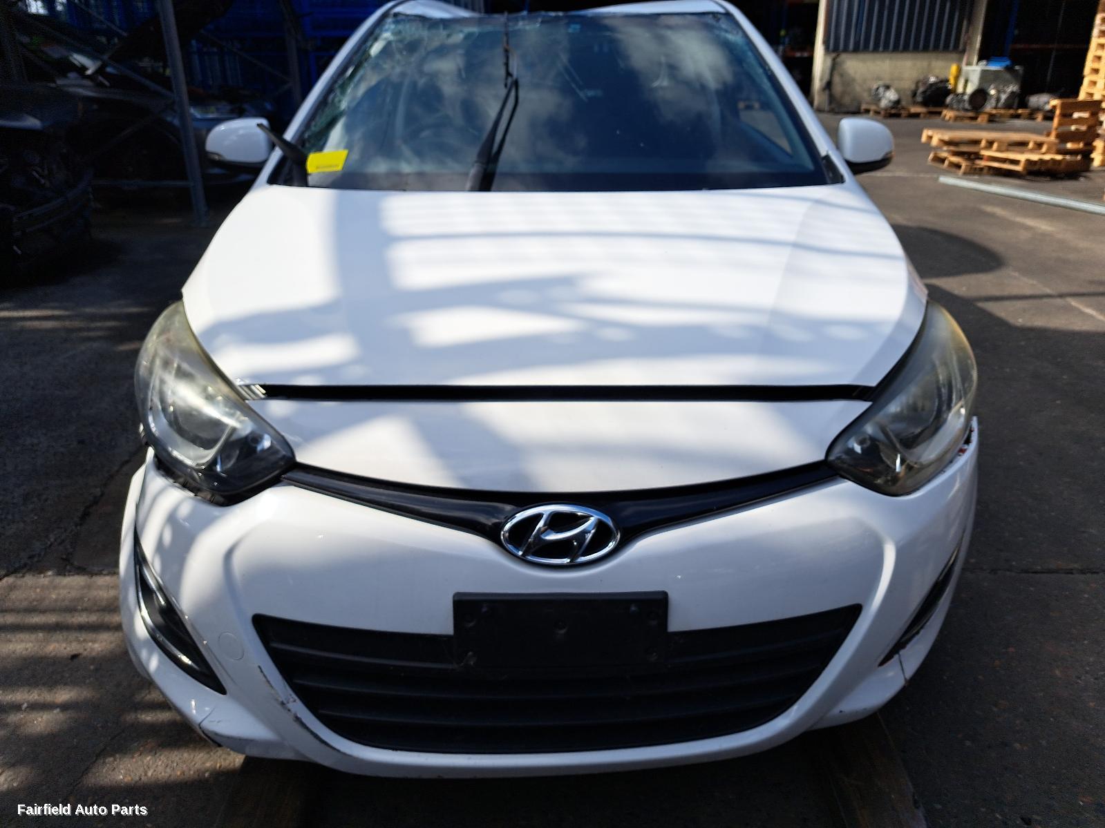 2012-2015 Hyundai I20 Air Cleaner Box