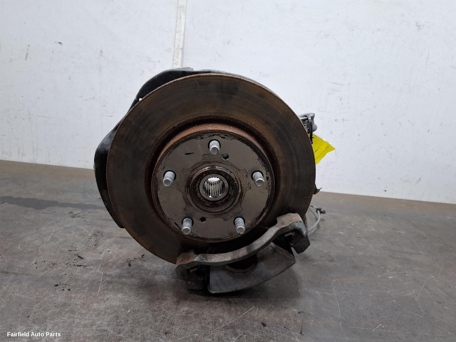 2015 Toyota Corolla Right Front Hub Assembly