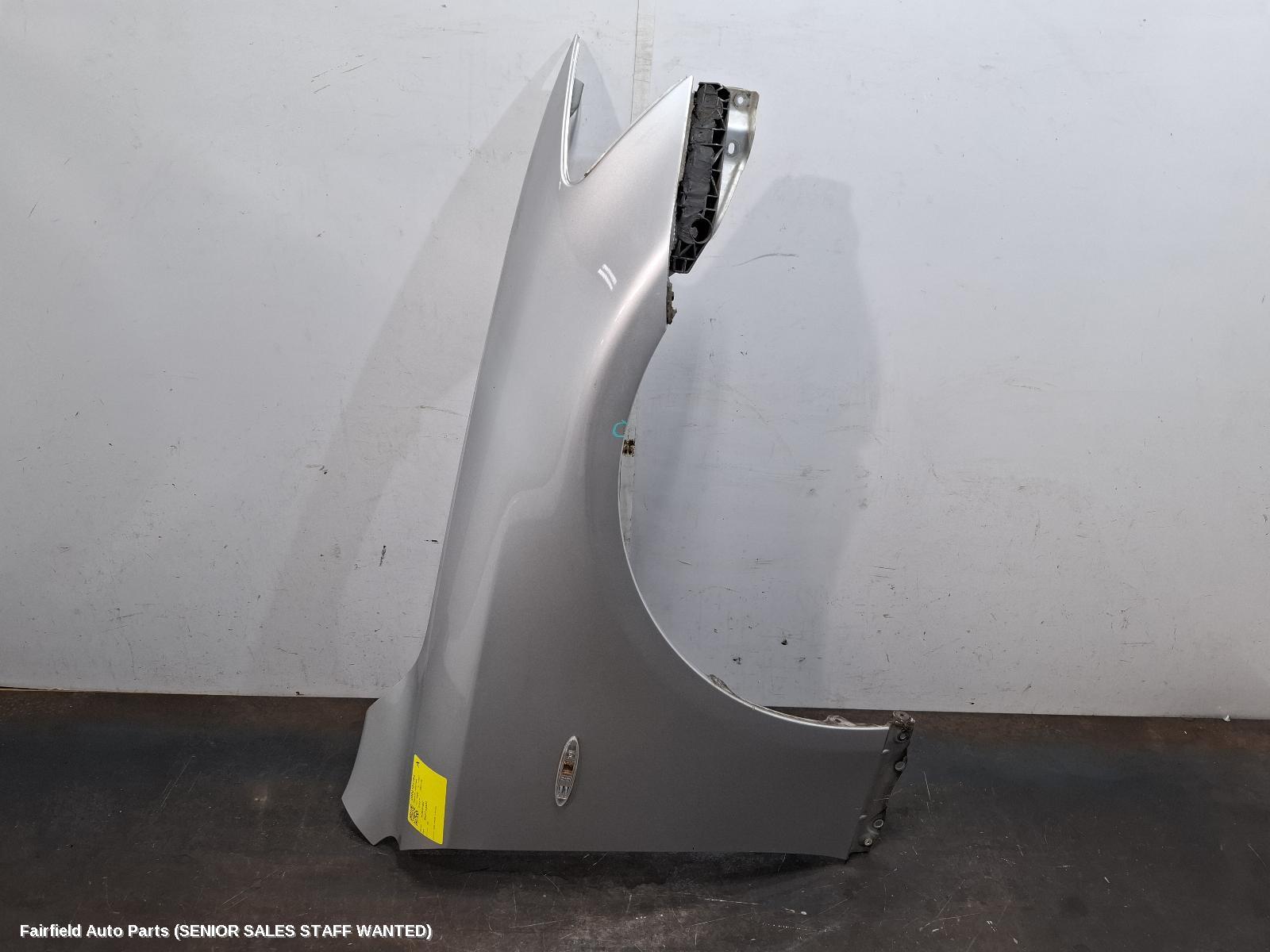 2006 Lexus Is250/is250c Right Guard