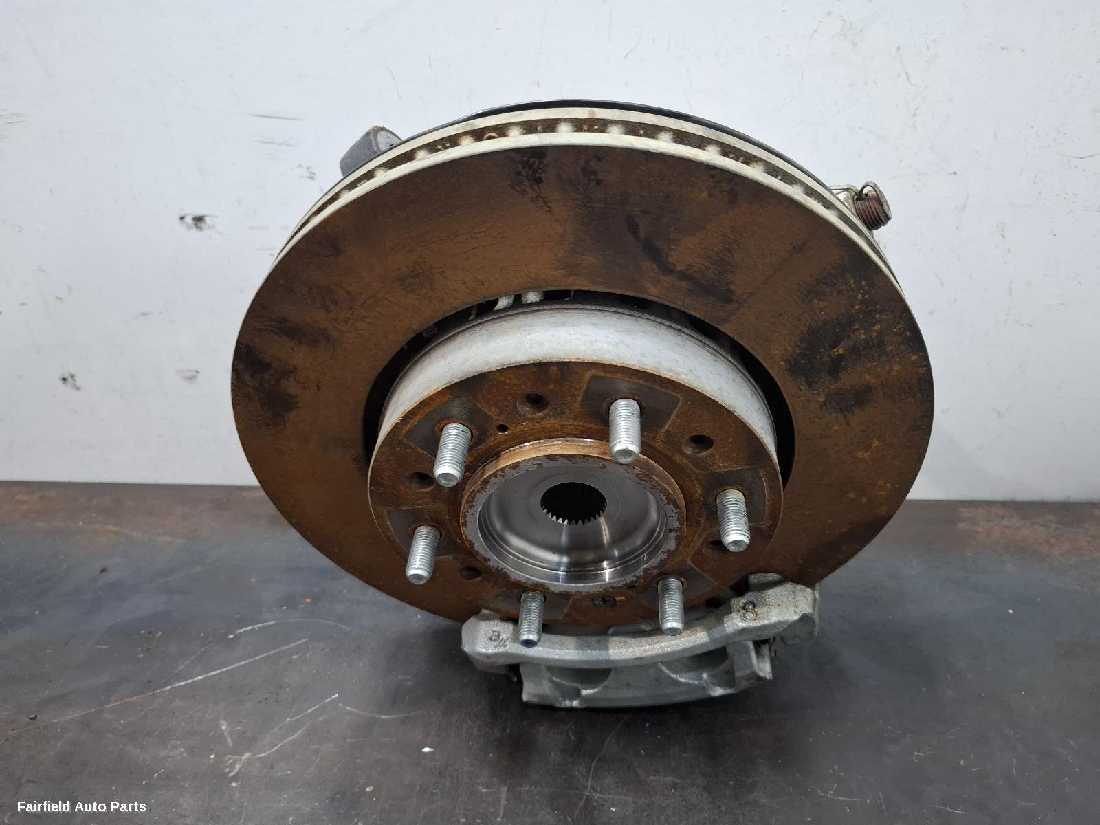 2020-2026 Mazda Bt50 Right Front Hub Assembly