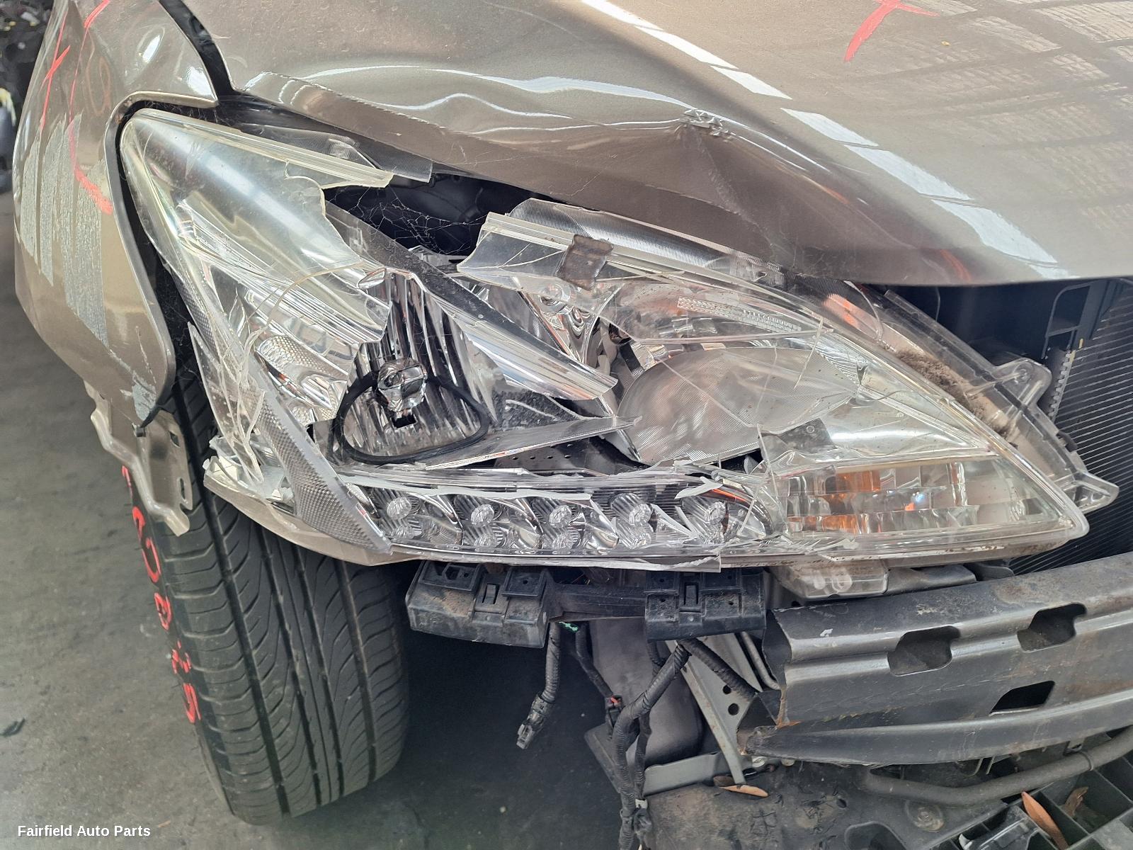 2015 Nissan Pulsar Left Headlamp