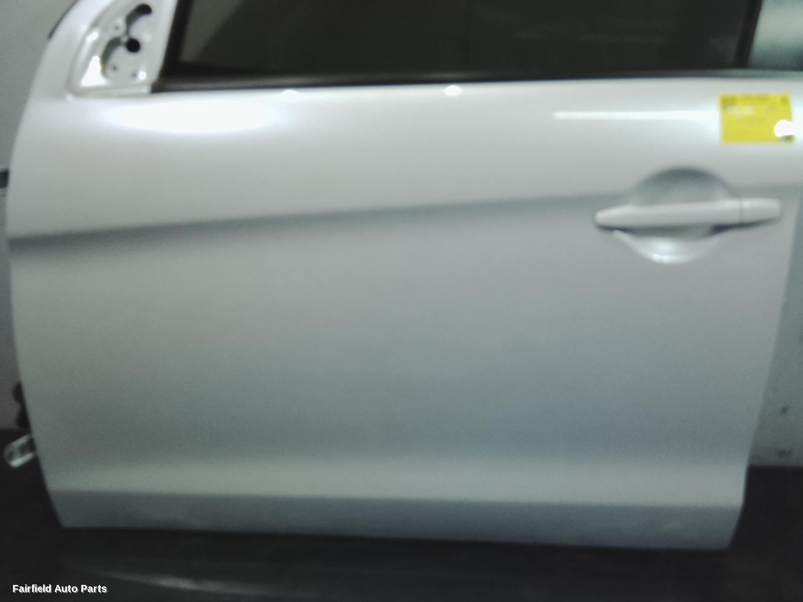 2018-2024 Mitsubishi Asx Left Front Door