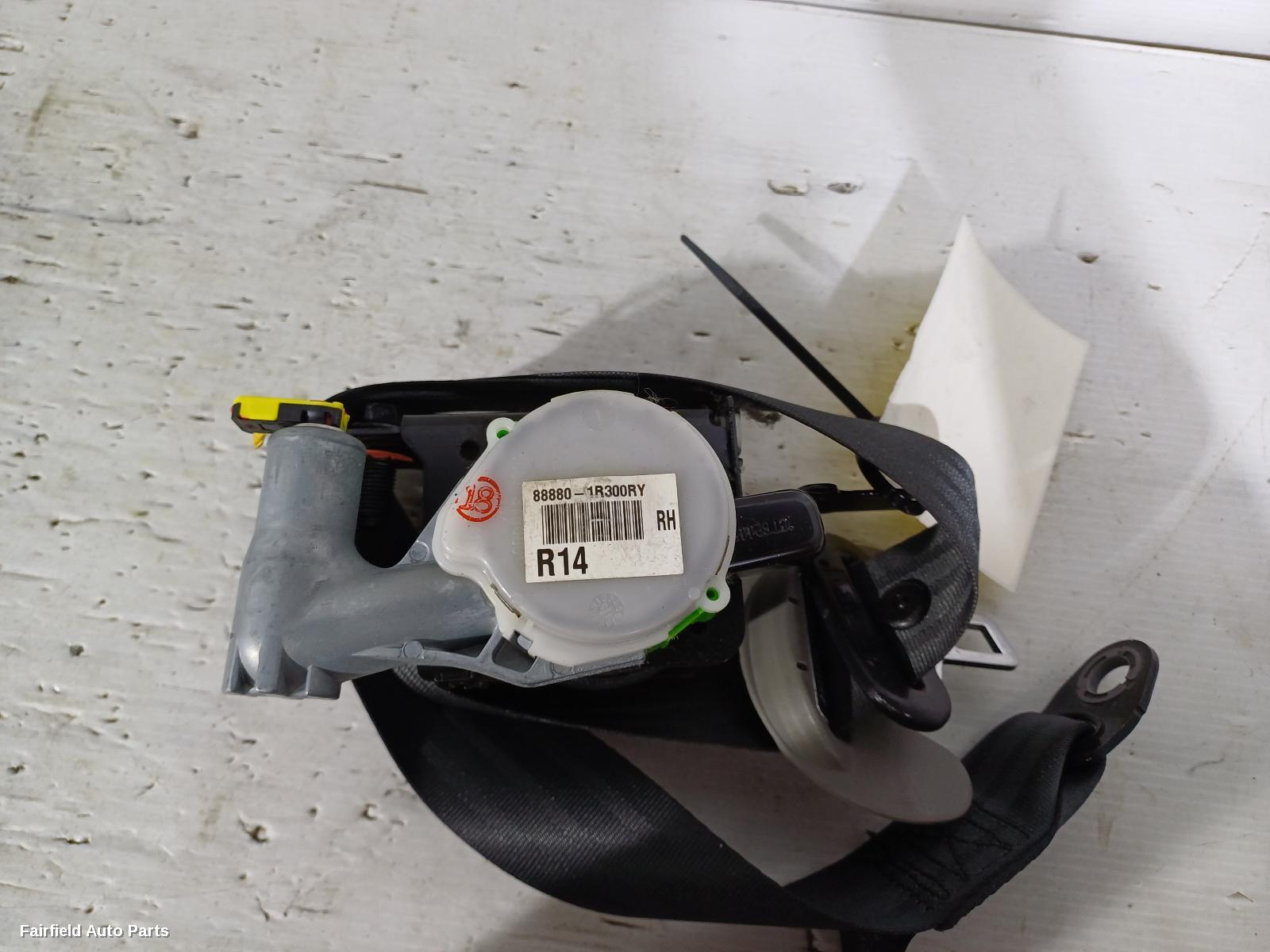 2011-2019 Hyundai Accent Seatbelt Stalk