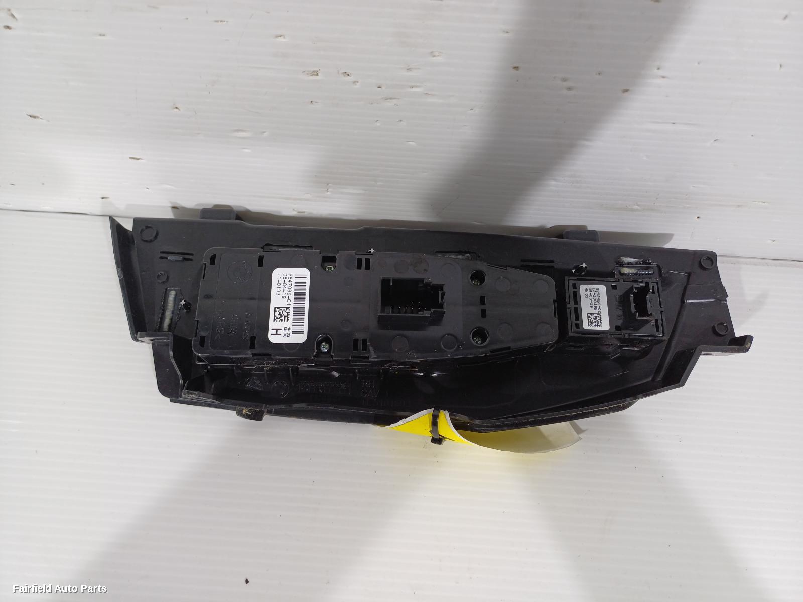 2017-2024 Bmw X3 Pwr Dr Wind Switch