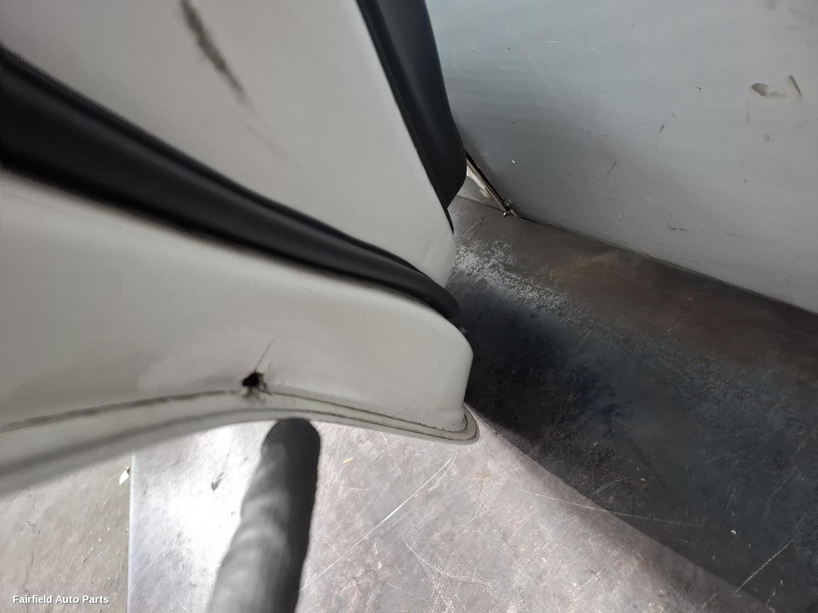 2015-2017 Toyota Camry Left Rear Door Sliding