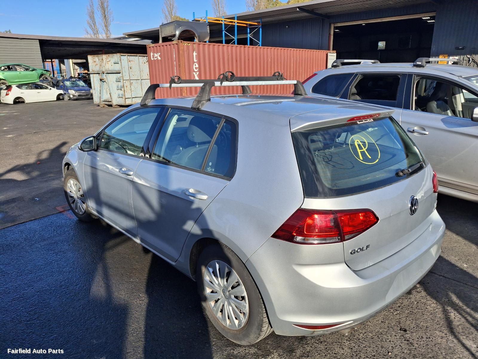 2014 Volkswagen Golf Right Front Hub Assembly