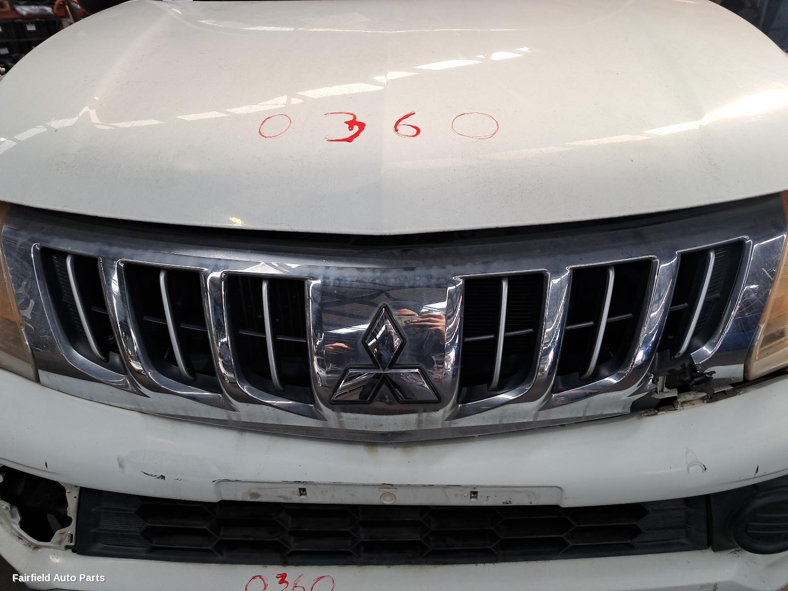 2015 Mitsubishi Triton Axle