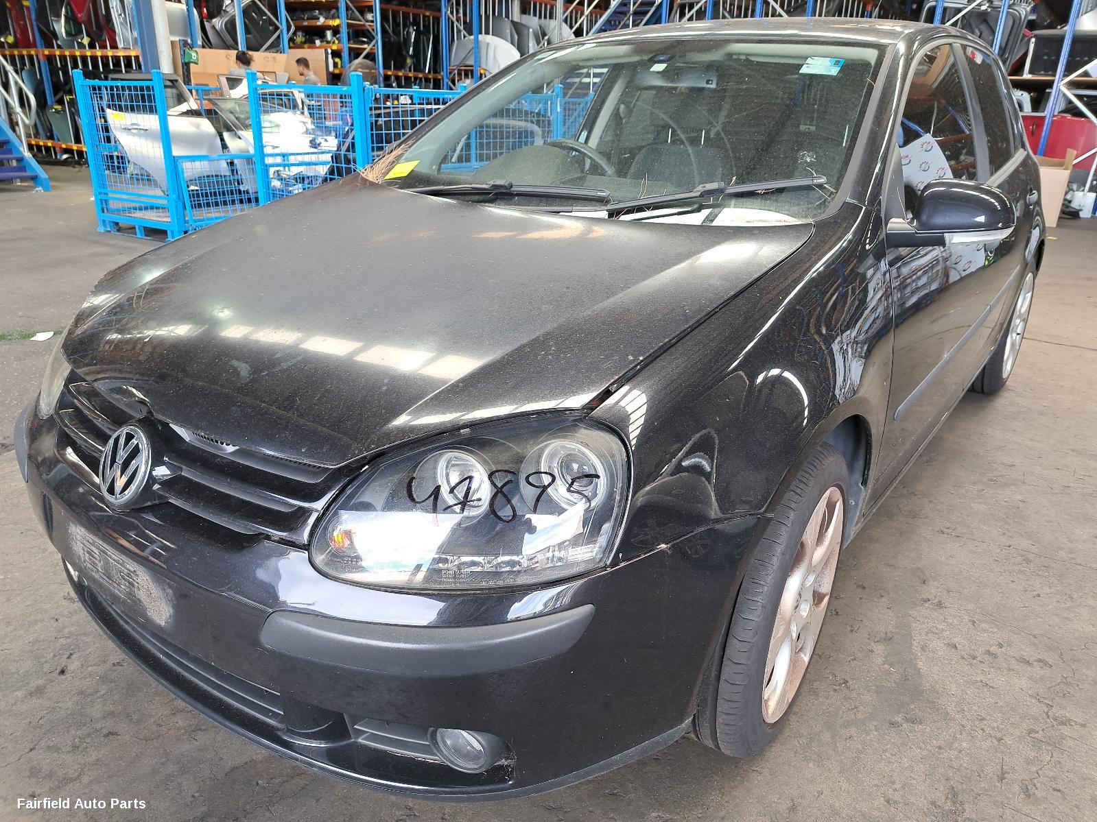 2006 Volkswagen Golf Grille