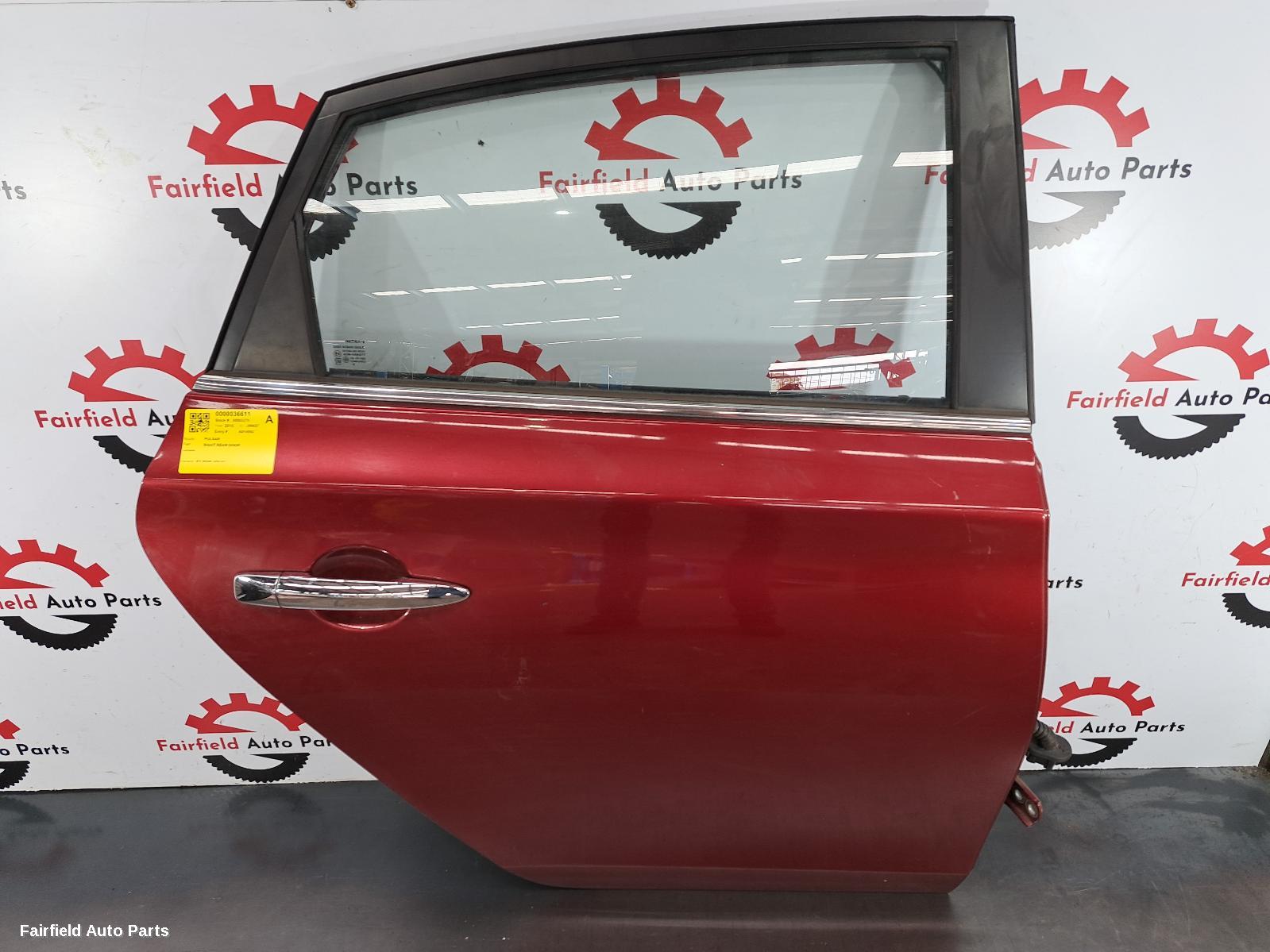 2012-2017 Nissan Pulsar Right Rear Door Sliding