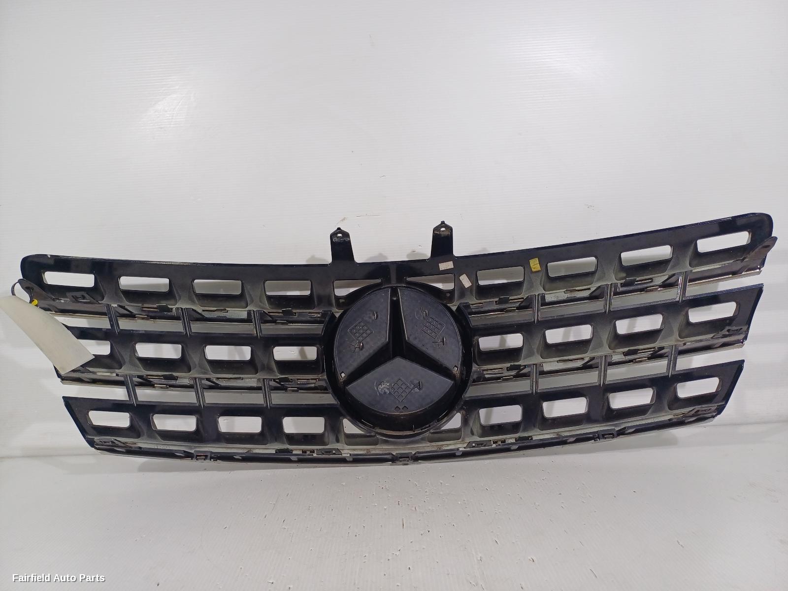 2005-2011 Mercedes M Class Grille
