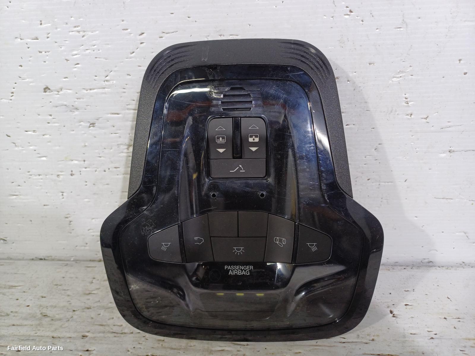 2018-2026 Alfa Romeo Stelvio Courtesy Light