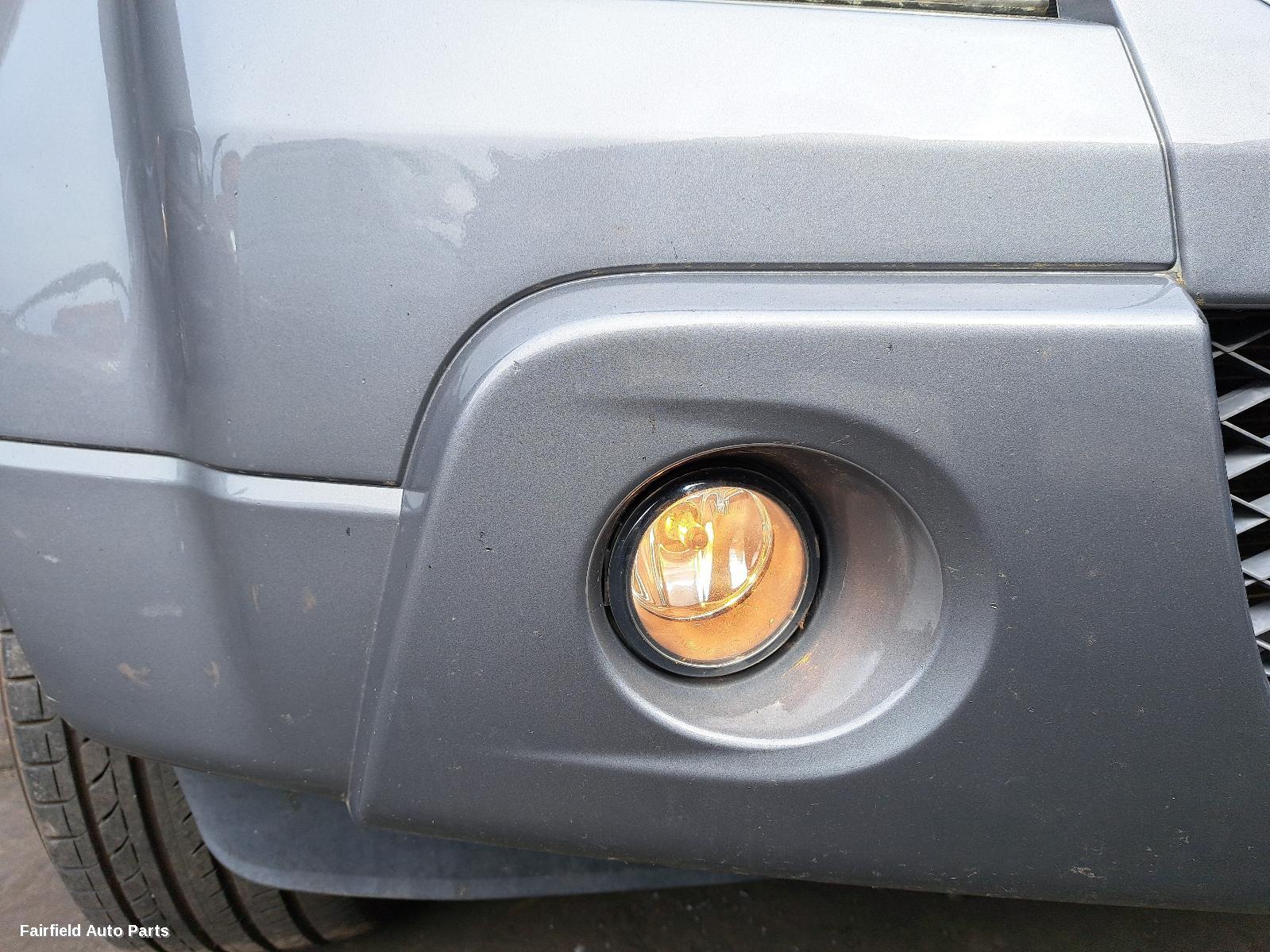 2009 Suzuki Vitara Right Front Door