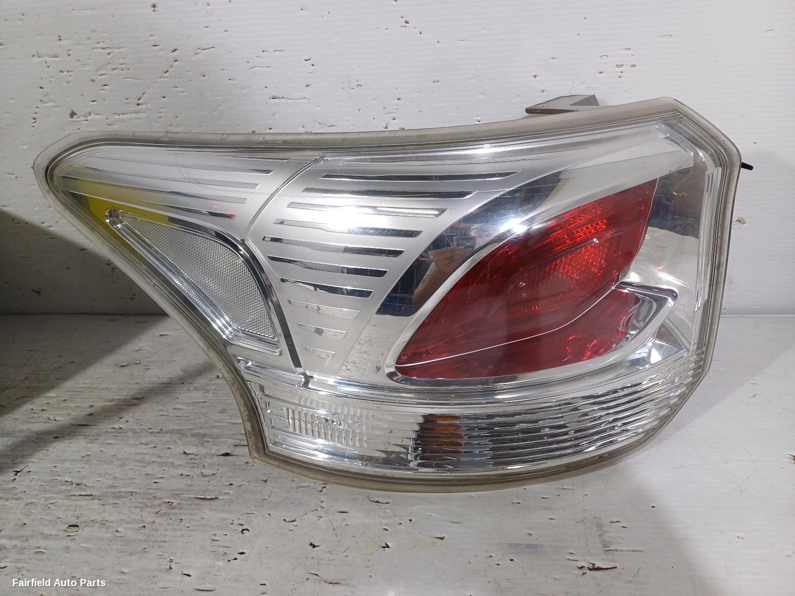 2012-2015 Mitsubishi Outlander Left Taillight