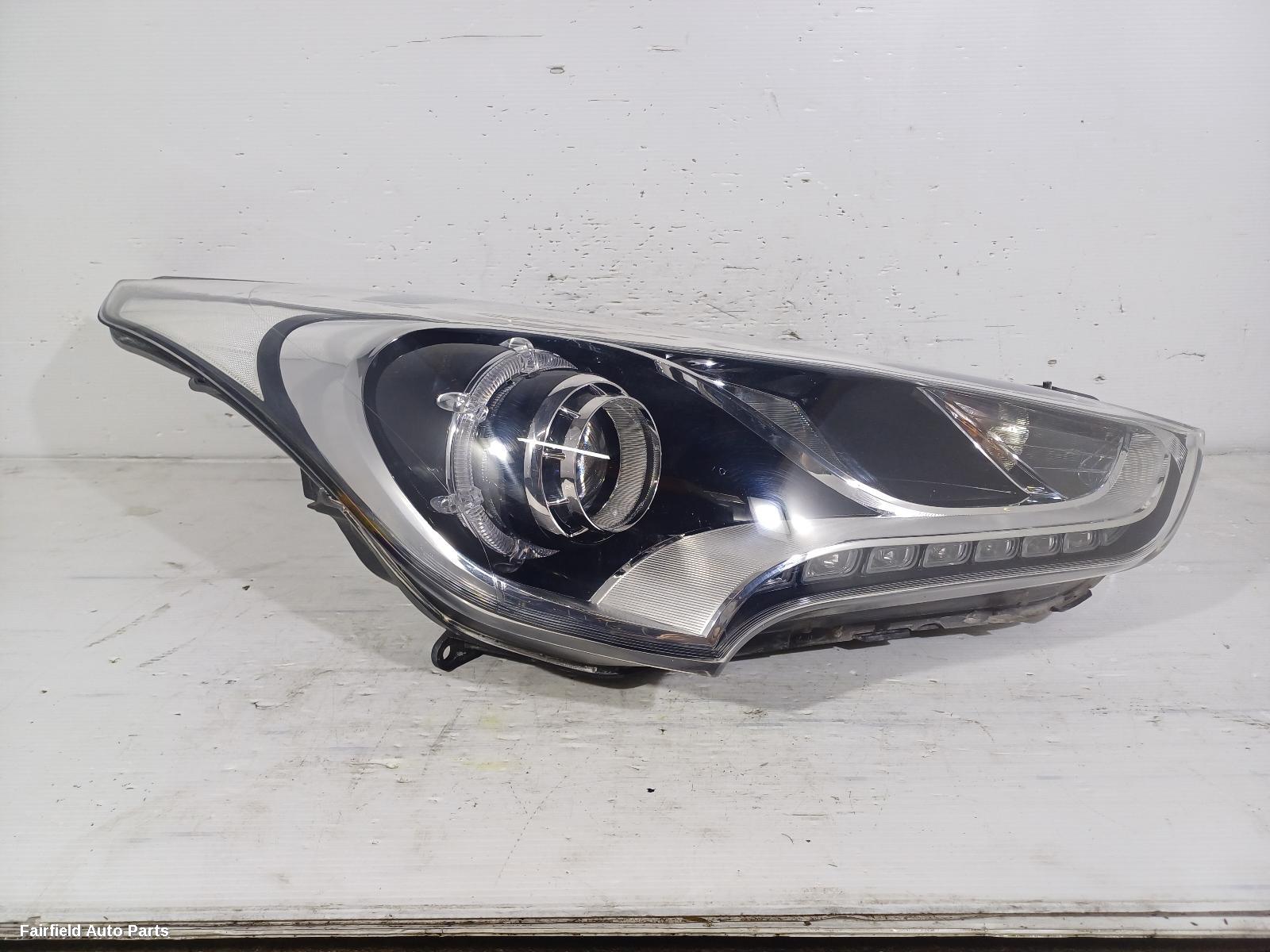 2011-2018 Hyundai Veloster Right Headlamp