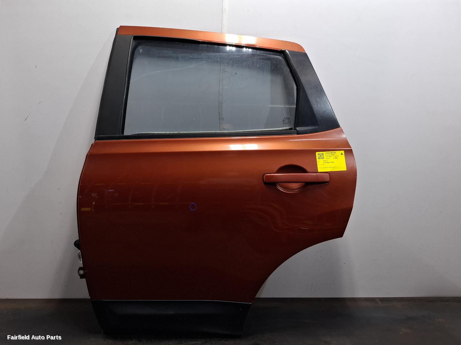 2007-2014 Nissan Dualis Left Rear Door Sliding