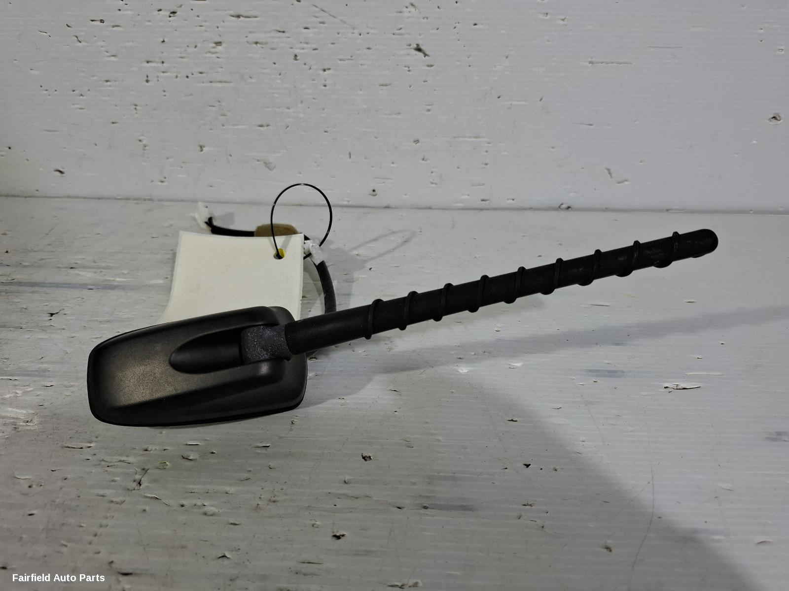 2015-2025 Toyota Hilux Antenna