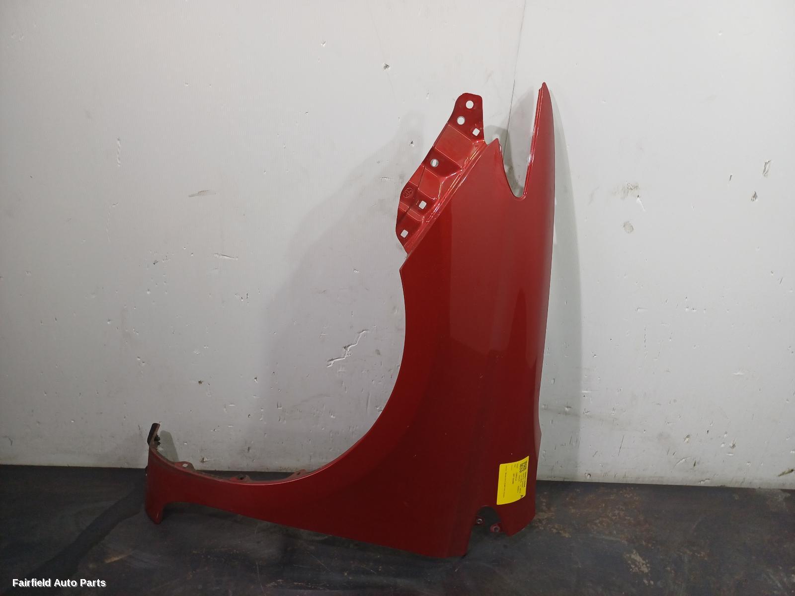 2015-2018 Toyota Corolla Left Guard