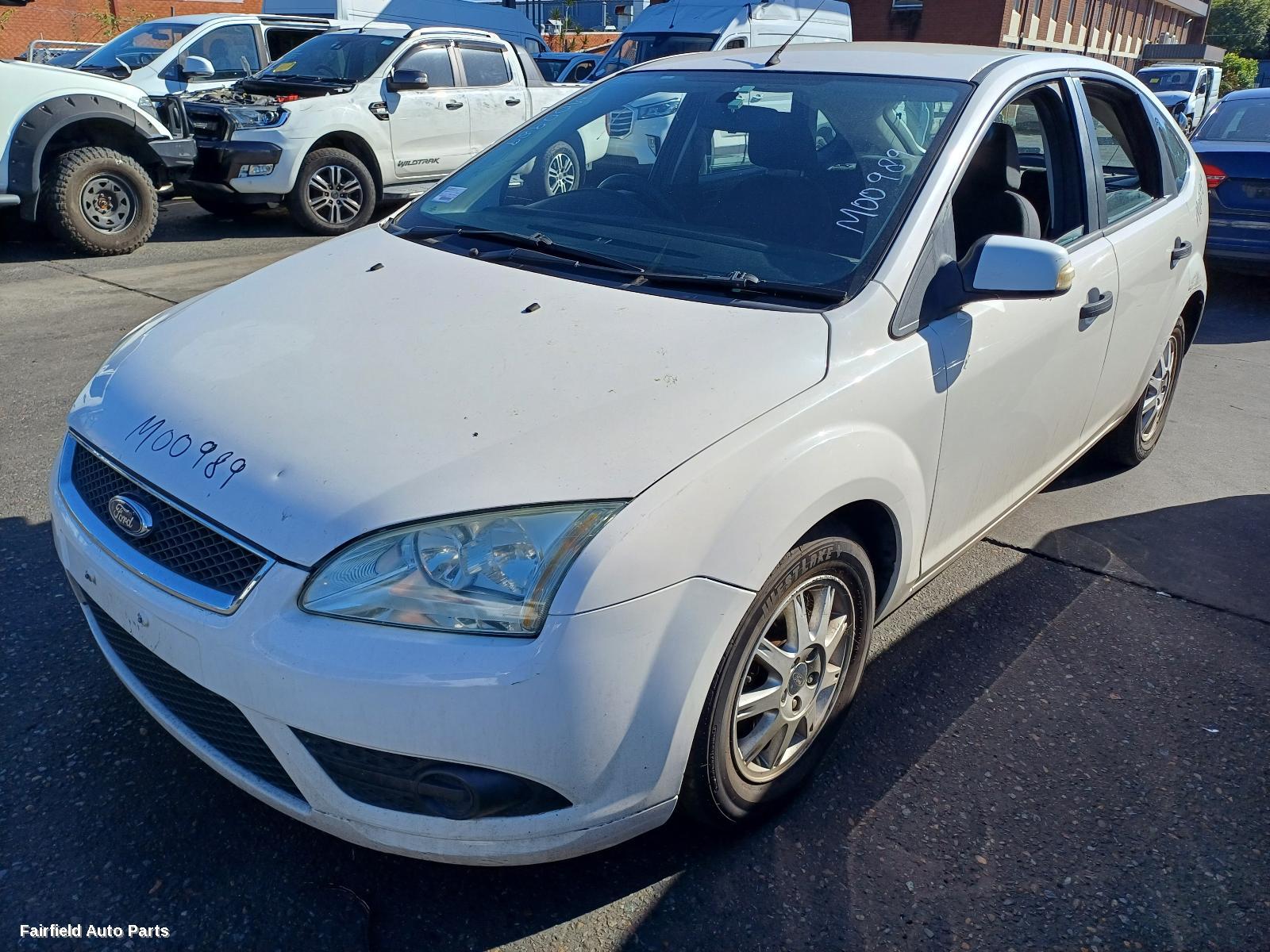 2007 Ford Focus Left Headlamp