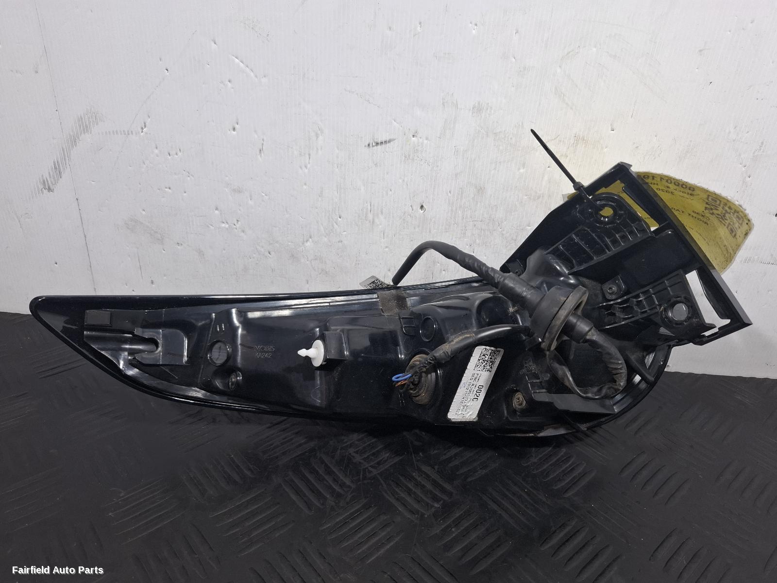 2019-2025 Mazda Cx30 Right Taillight