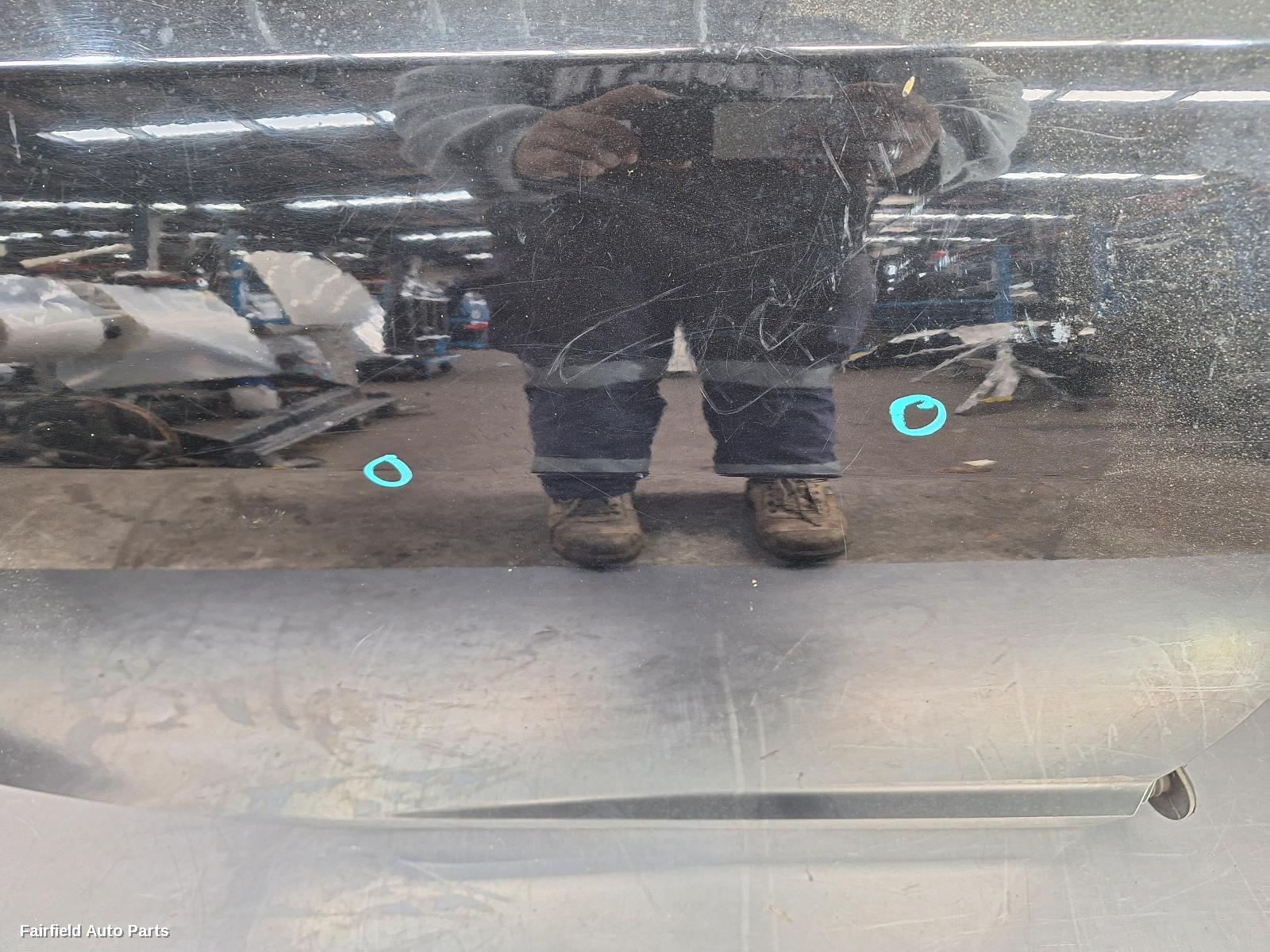 2012 Holden Commodore Right Rear Door Sliding