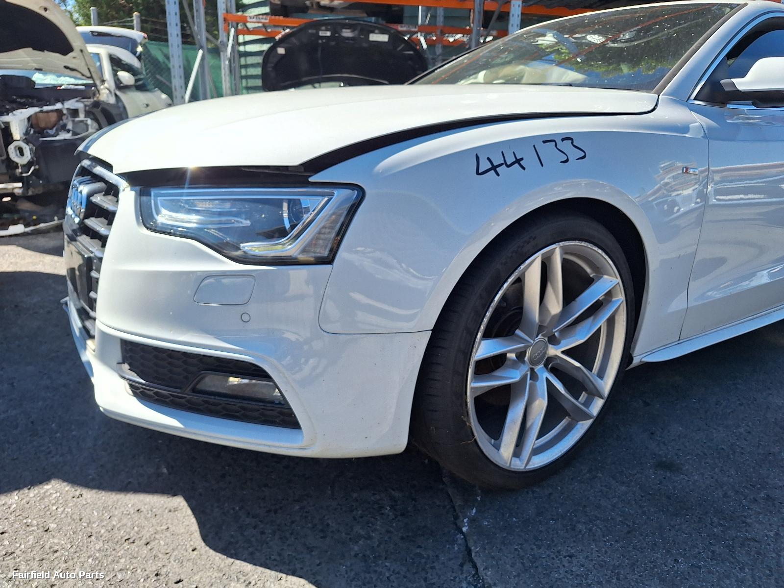 2015 Audi A5 Left Front Door