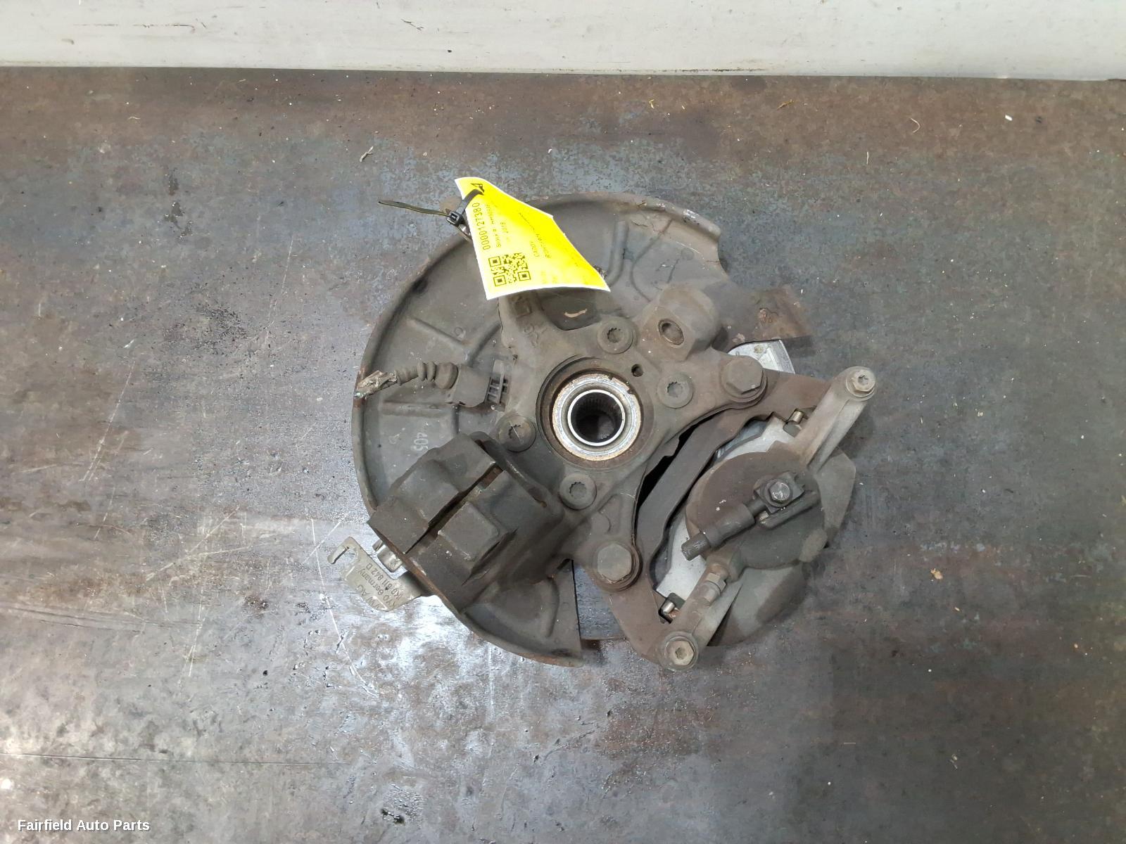 2015-2021 Volkswagen Caddy Right Front Hub Assembly