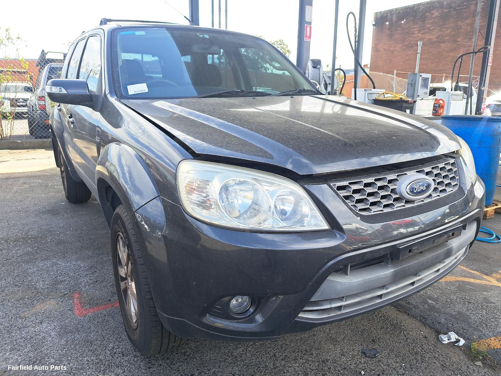 2008-2012 Ford Escape Differential Centre