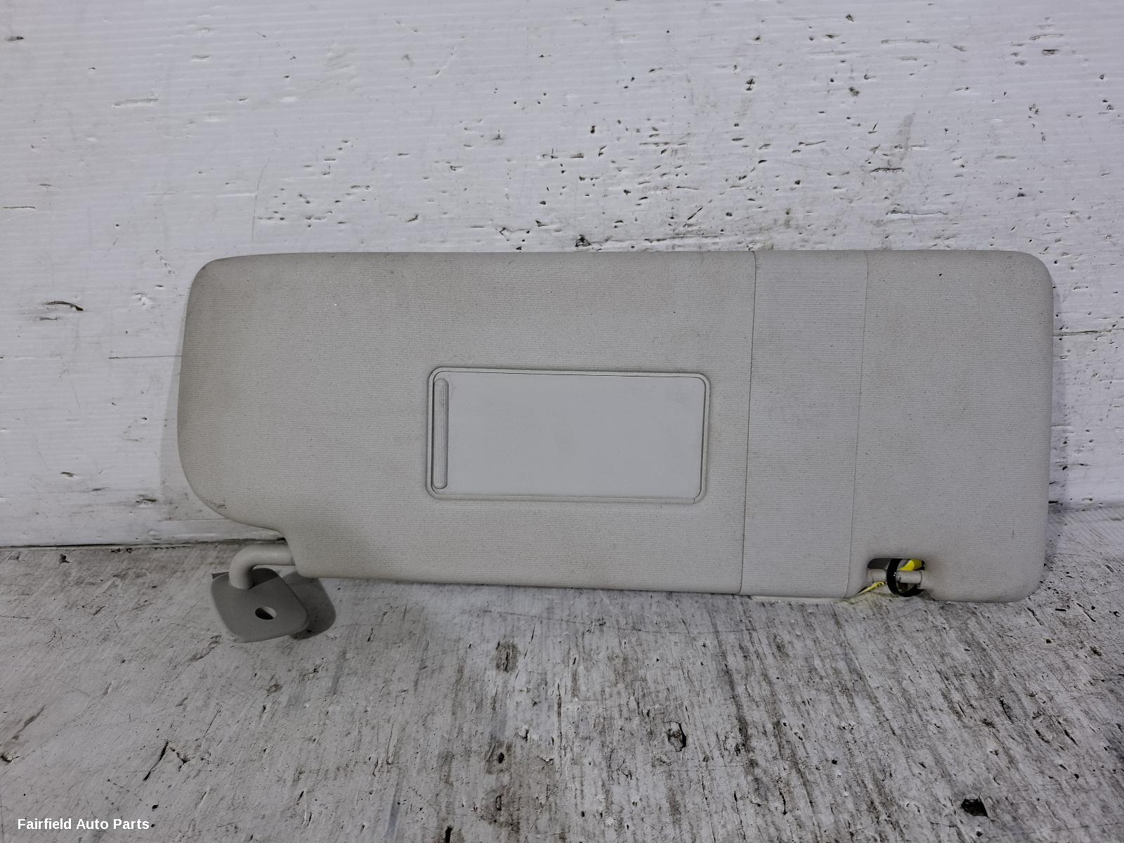 2010-2022 Volkswagen Amarok Sunvisor