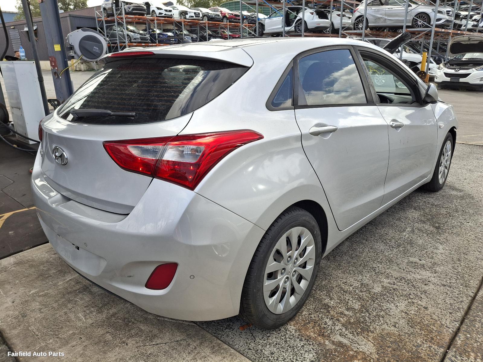2012-2017 Hyundai I30 Seatbelt Stalk