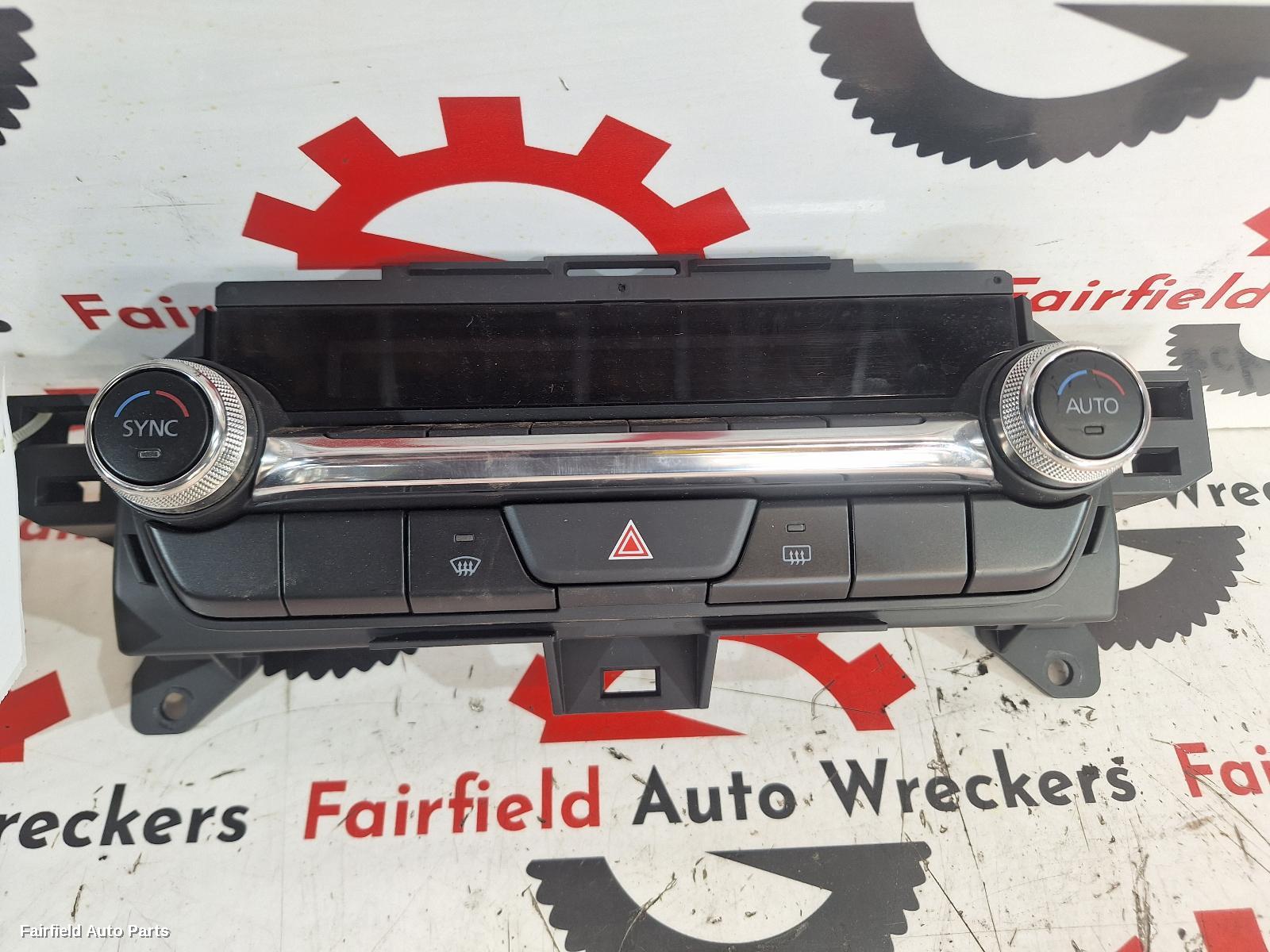 2019-2026 Mazda 3 Heater Ac Controls