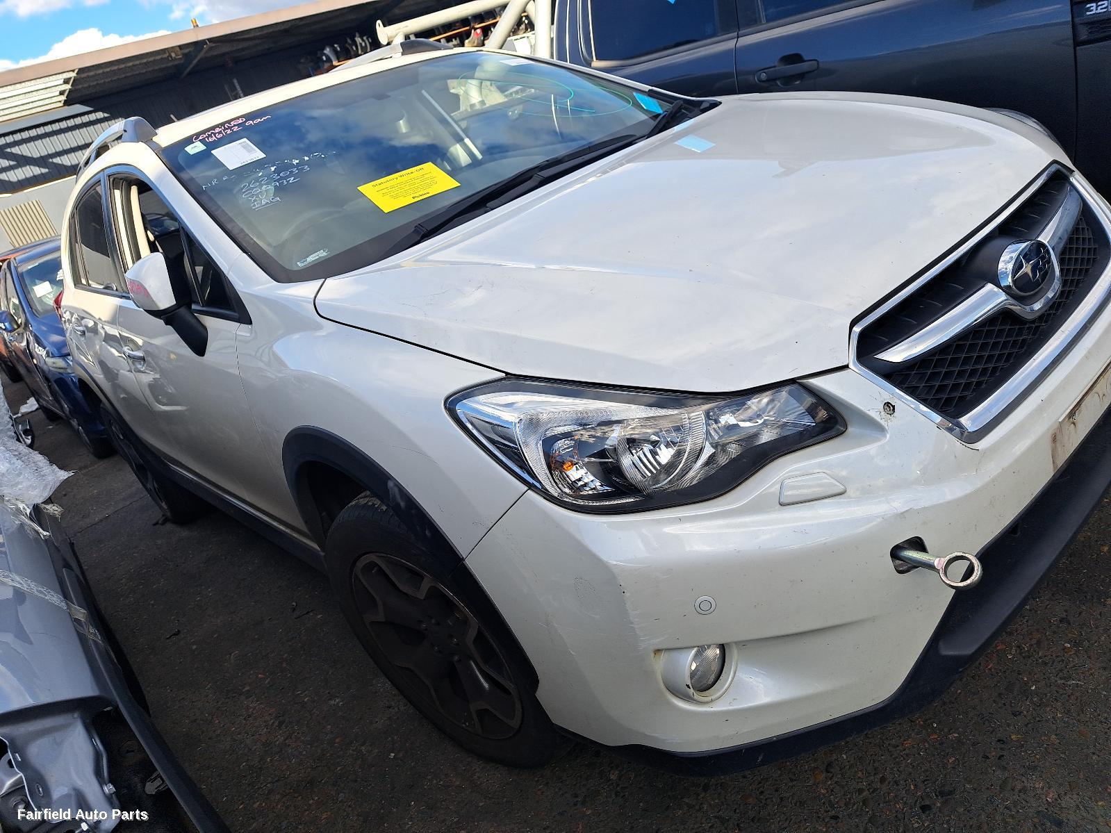 2014 Subaru Xv Right Taillight