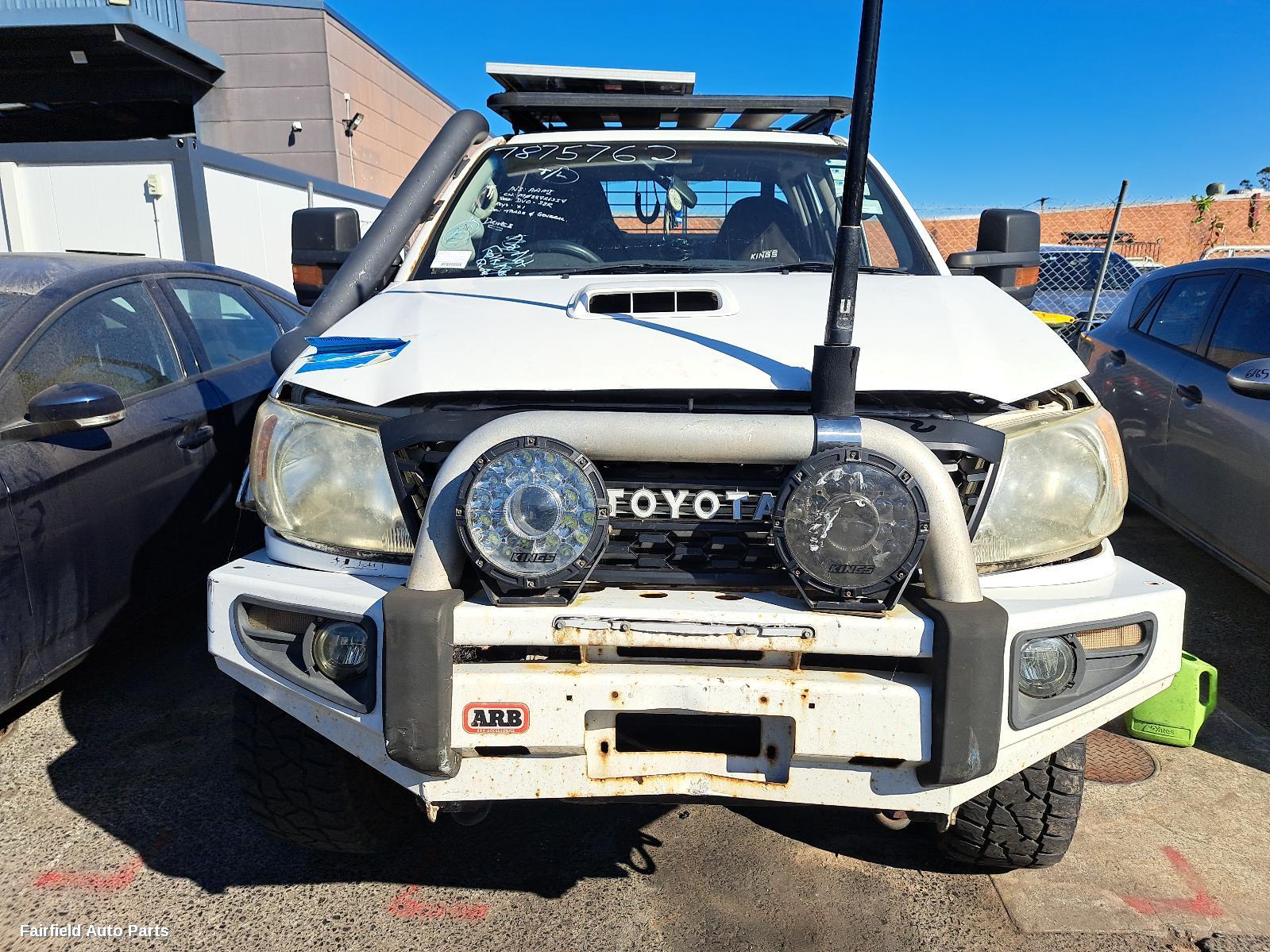 2005-2015 Toyota Hilux Roof Rack Bars
