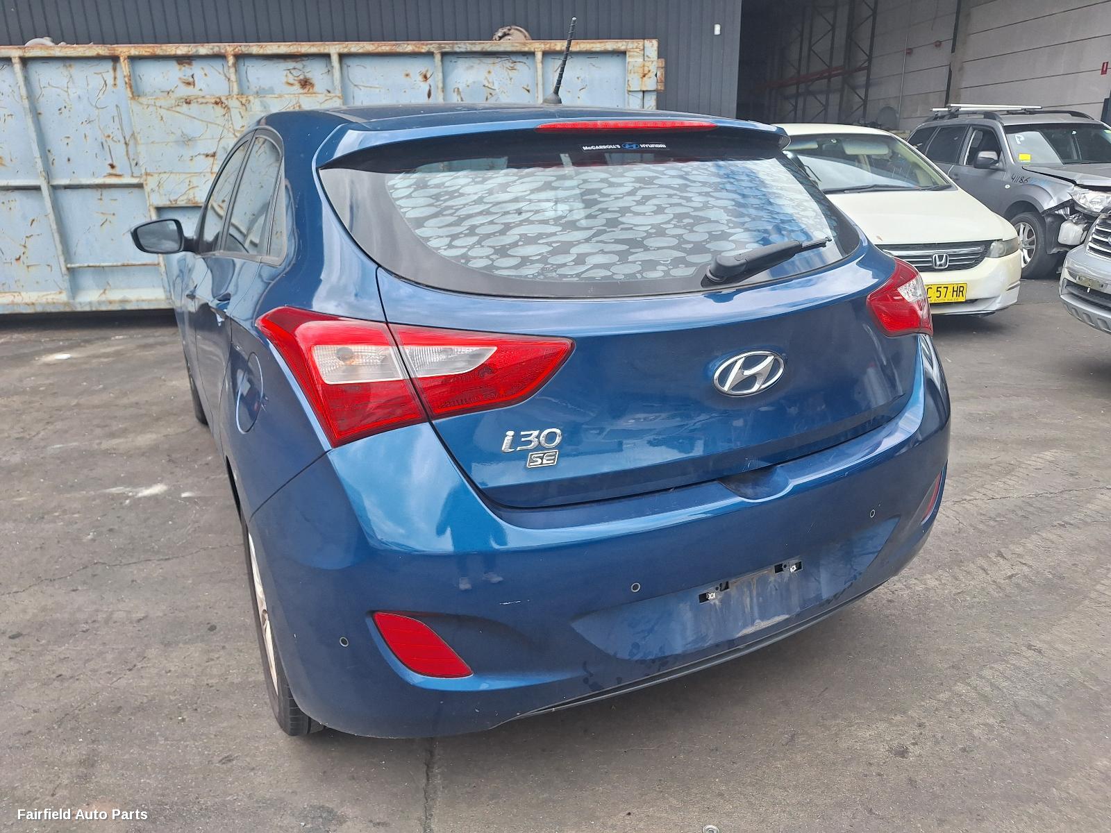 2012-2017 Hyundai I30 Right Front Window Reg Motor
